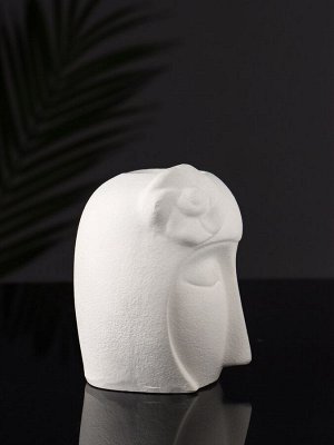 Фигурное кашпо для цветов «Девушка с цветком», гипс, 11x10 см