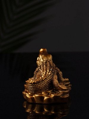 Фигурка гипс «Крокодил на деньгах», 12x10x8 см, под бронзу