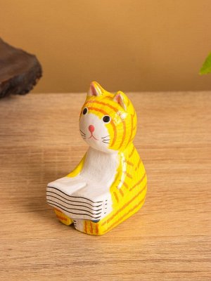 Сувенир «Котенок с книжкой», 3.5x5x7 см, дерево, МИКС
