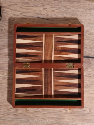 Нарды, 24.5x15x3.5 см, дерево шишам, латунь