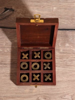 Настольная игра «Крестики-нолики», 10x10 см, дерево шишам, латунь