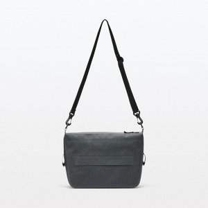 MUJI Welded Water-Resistant Shoulder Bag – влагостойкая сумка через плечо с возможностью трансформации