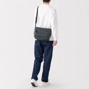 MUJI Welded Water-Resistant Shoulder Bag – влагостойкая сумка через плечо с возможностью трансформации