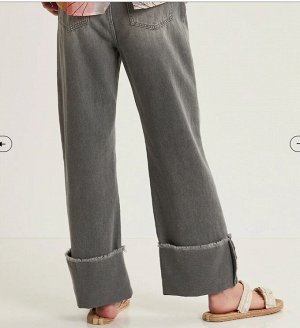 Джинсы Без таможни и со скидкой
PANTALONI DENIM Tessuto 100%CO Fodera 65%PL 35%CO Unico