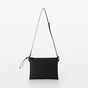 MUJI Water-Repellent Sacoche – водоотталкивающая сумка-саквояж