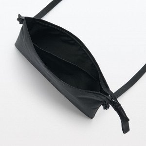 MUJI Water-Repellent Sacoche – водоотталкивающая сумка-саквояж