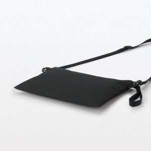 MUJI Water-Repellent Sacoche – водоотталкивающая сумка-саквояж