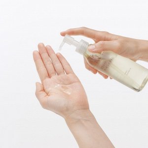 MUJI Sweet Almond Oil – масло сладкого миндаля для увлажнения чувствительной кожи