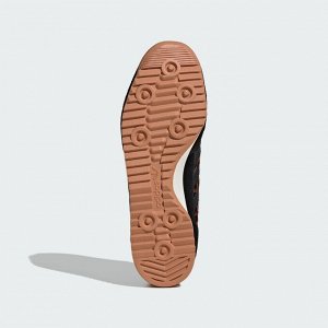 Adidas SL72 — архивный силуэт с дерзким акцентом