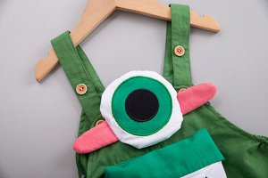 Детский костюм с комбинезоном