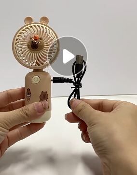 Вентилятор ручной USB капибара.