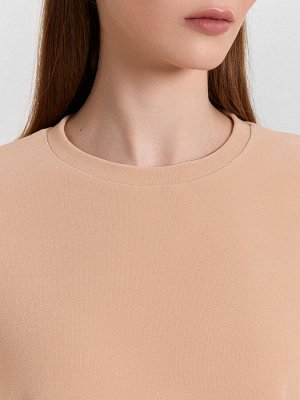 Комплект женский (джемпер, шорты)