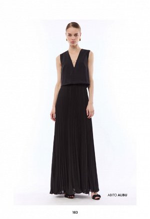 Платье ABITO LUNGO C/PLISSE S/MANICHE TESSUTO CADY POLY
97%POLIESTERE 3%SPANDEX
