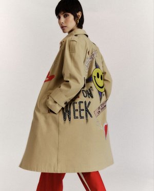 Тренч TRENCH DIPINTO A MANO TESSUTO GABARDINA COTONE
100%COTONE