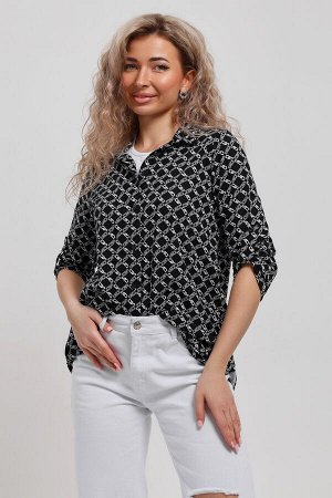 Рубашка Варианты расцветки: черный
Ткань: кулирка, Состав: 100% хлопок
Женская стильная туника - рубашка выполнена из 100% хлопчатобумажного полотна. Новый дизайн и отличное качество делает изделие мо