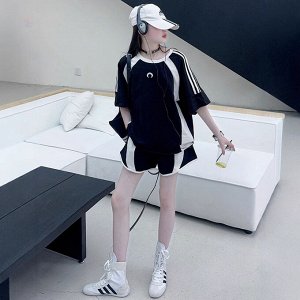 Костюм для девочки (футболка+шорты)