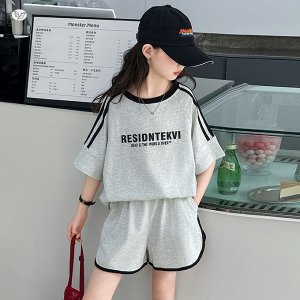 Костюм для девочки (футболка+шорты) с принтом