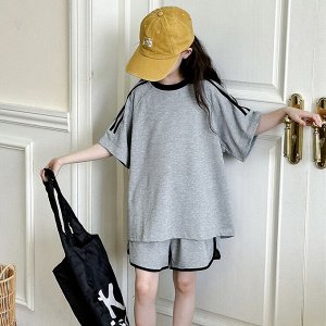 Костюм для девочки (футболка+шорты)