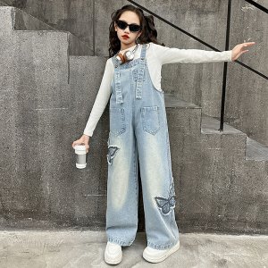 Комбинезон для девочки с принтом