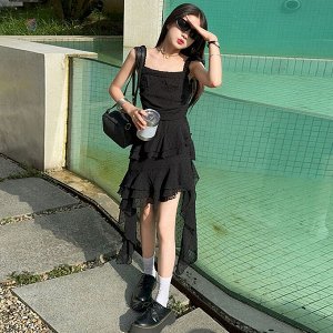 Платье для девочки со шлейфом