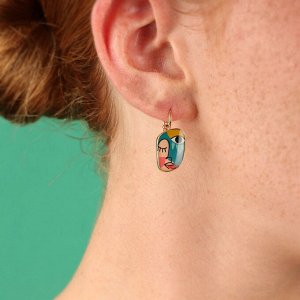 Серьги TARATATA, Abstract, асимметричные, с цветной смолой, TT-W24-05757-20M (золотистый)