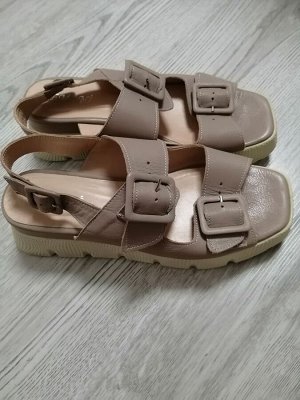 Босоножки (40-551-10)