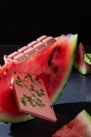 Шоколад Бери Шоколад Арбузный с тыквенными семечками 28гр