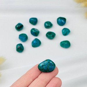 Галтовка из Хризоколлы в Малахите