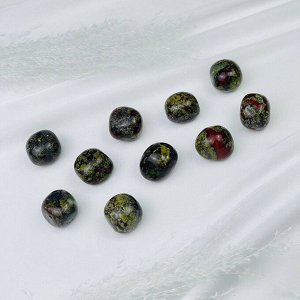 Галтовка из зеленой Яшмы