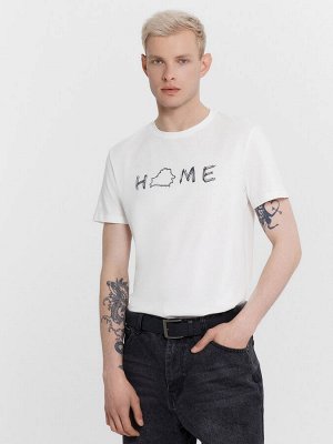 Футболка мужская белая с принтом "Home"