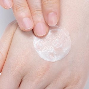 COENRICH Medicated Moist - лечебный крем для рук с витамином С