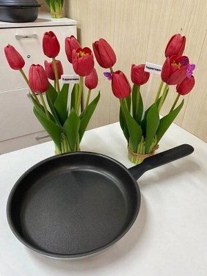 Набор Кастрюля-4л и Сковорода-24см Universal - Tupperware®.