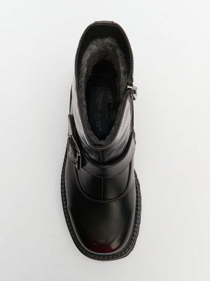 Женские ботинки