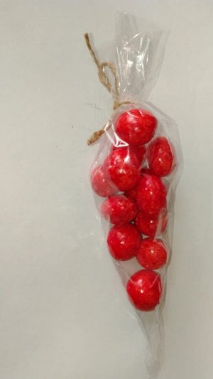 Клубника  в шоколадной глазури в конусе