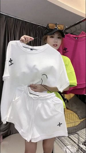 Костюм женский PLUS SIZE (футболка+шорты)