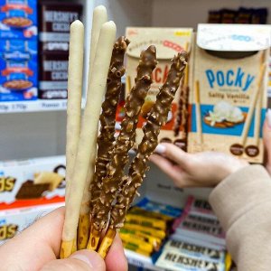Pocky Chocolate Coconut 80g - Поки кокос в шоколаде. Японская лимитка