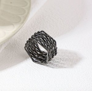 Кольцо Диаметр 1,8см 
Состав: бижутерийный сплав
НЕразъемное
