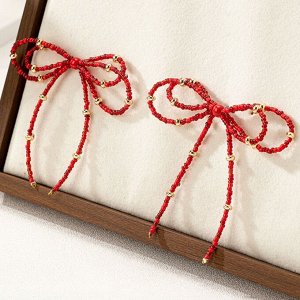 Серьги Серьги 7,7*8 см

Состав: бижутерийный сплав