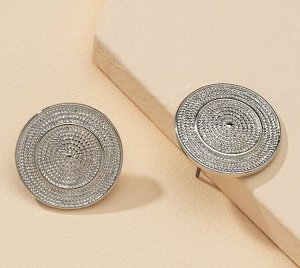 Серьги Серьги 2*2 см

Состав: бижутерийный сплав