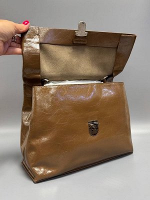 Сумка женская натуральная лаковая кожа