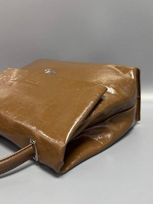 Сумка женская натуральная лаковая кожа