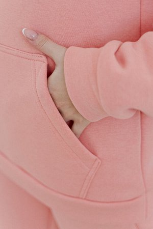 Костюм. Цвет: Персиковый