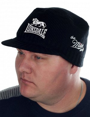 Тёплая шапка Lonsdale для спортивных парней - фирменная линейка головных уборов от бренда The MILLER WAY. Стандартный чёрный оттенок к лицу всем мужчинам! ОСТАТКИ СЛАДКИ!!!!