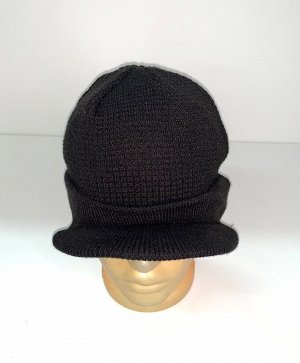 Зачетная шапка с козырьком  №1650