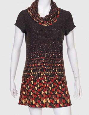 Короткое платье-трапеция с хомутом - красиво моделирует фигуру, подчеркнет стройность и женственность. №4385