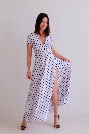 Платье белое в горошек