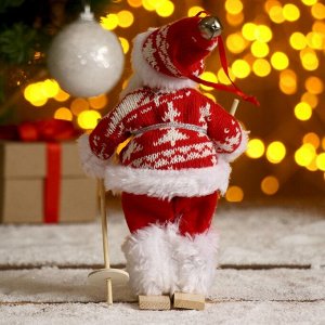 Дед Мороз "На лыжах" в вязаном костюме, 17 см