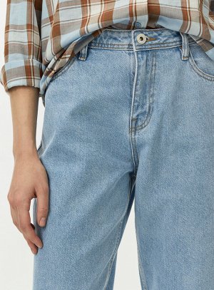 Джинсы mom fit с завышенной посадкой