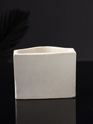 Фигурное кашпо для цветов «Губы», 115 мл, 10x18x7 см, гипс, белое