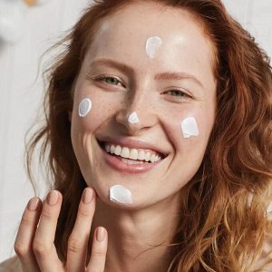 Антивозрастной дневной крем для лица SPF 30